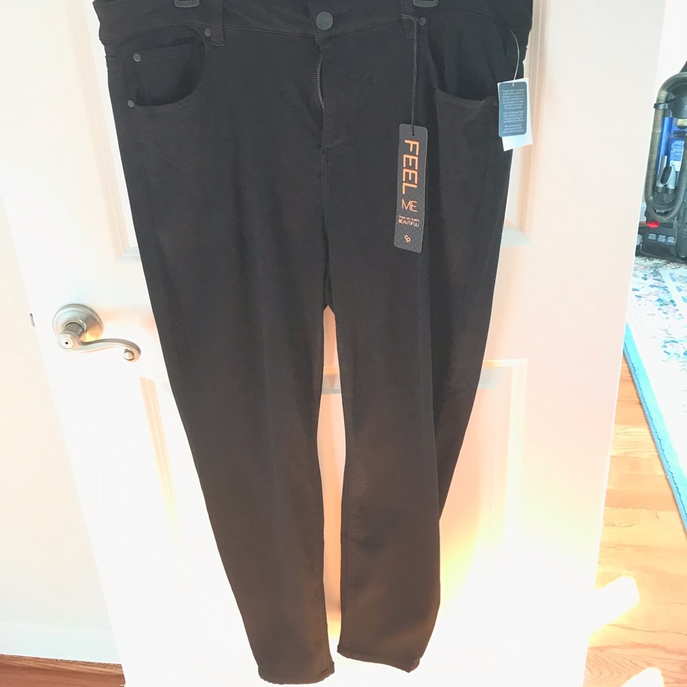 Black BRAND NEW Jeans